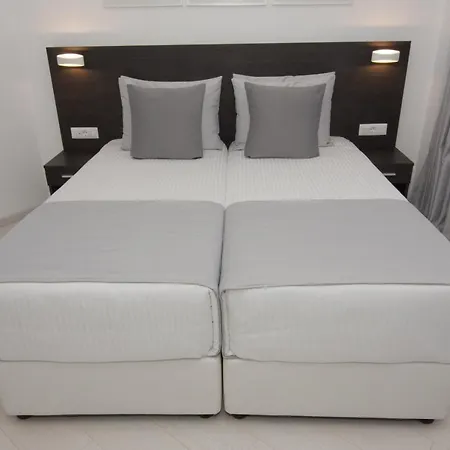 Otel International